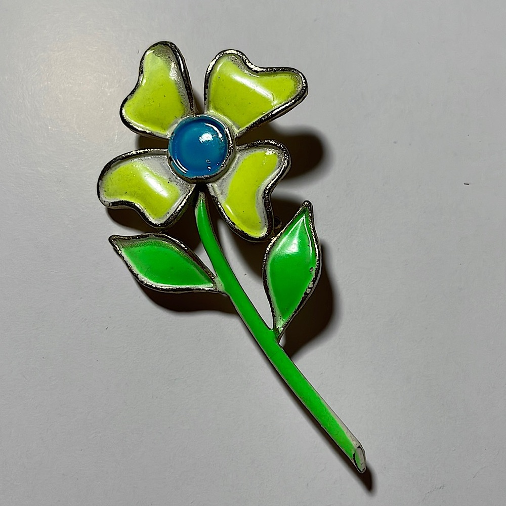 Vintage Brooch Enamel Flower Retro Collectible Pin